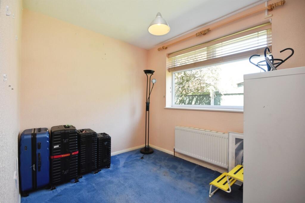 Priory Close, Pilgrims Hatch, Brentwood - Image 13