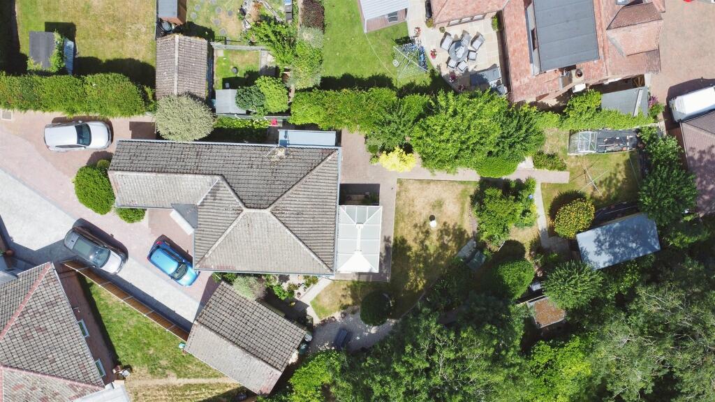 Priory Close, Pilgrims Hatch, Brentwood - Image 15