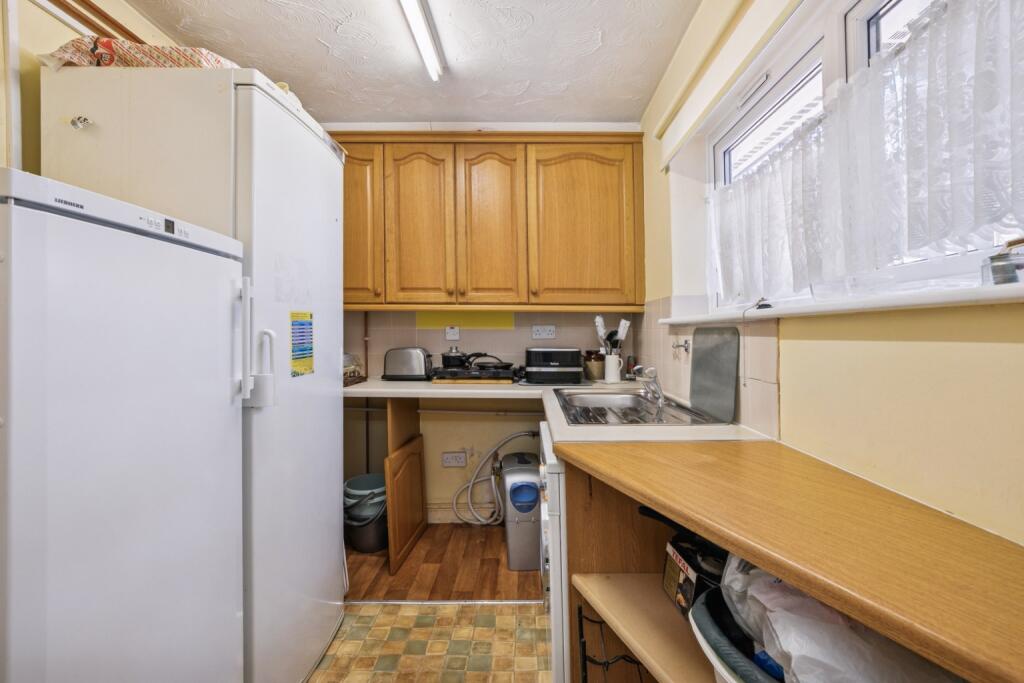 Greenside Drive, Hitchin, Hertfordshire, SG5 - Image 6