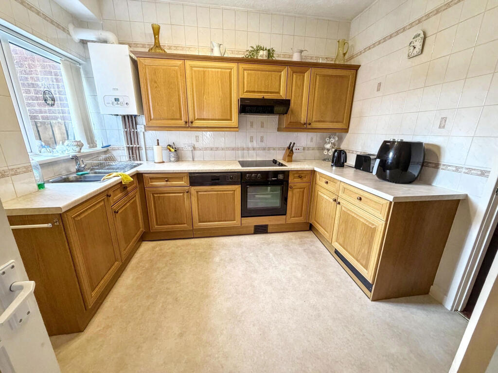 Chiltern Road, Preston Grange, North Shields, Tyne and Wear, NE29 9QW - Image 3