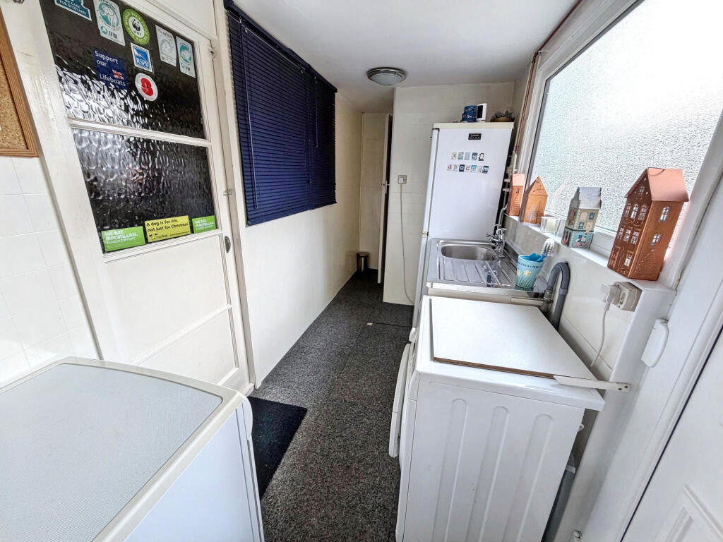 Chiltern Road, Preston Grange, North Shields, Tyne and Wear, NE29 9QW - Image 7