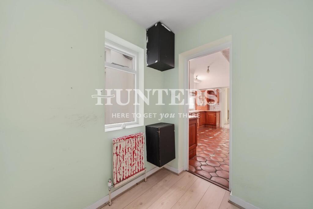 Sussex Gardens, Hyde Park, London, W2 - Image 4