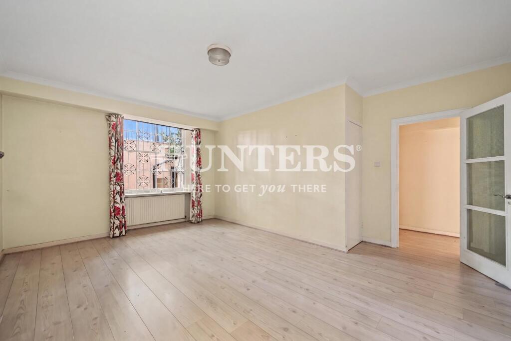 Sussex Gardens, Hyde Park, London, W2 - Image 6
