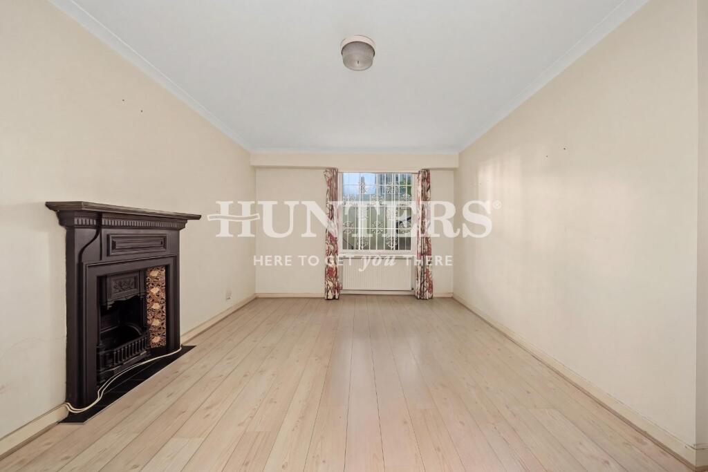 Sussex Gardens, Hyde Park, London, W2 - Image 7