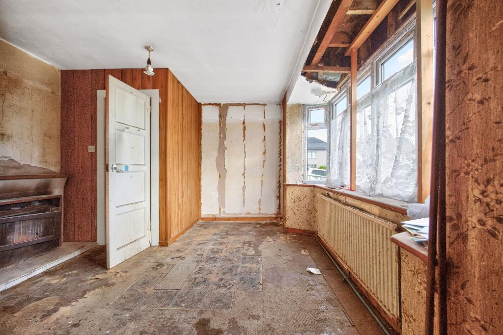 33 Bailey Crescent, Mansfield, NG19 6JE - Image 3
