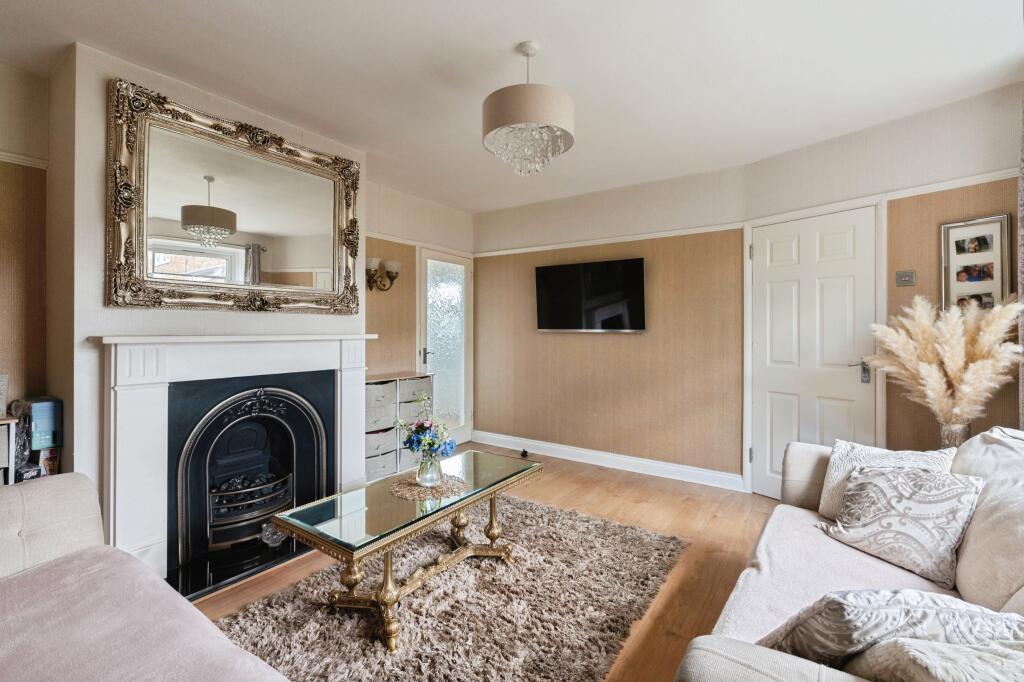 Birkbeck Road, Brentwood, CM13 - Image 5