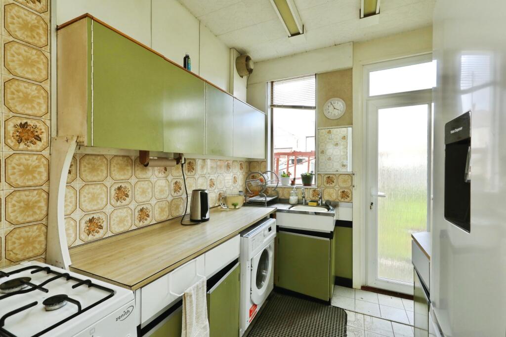 Finch Road, Doncaster, DN4 - Image 11