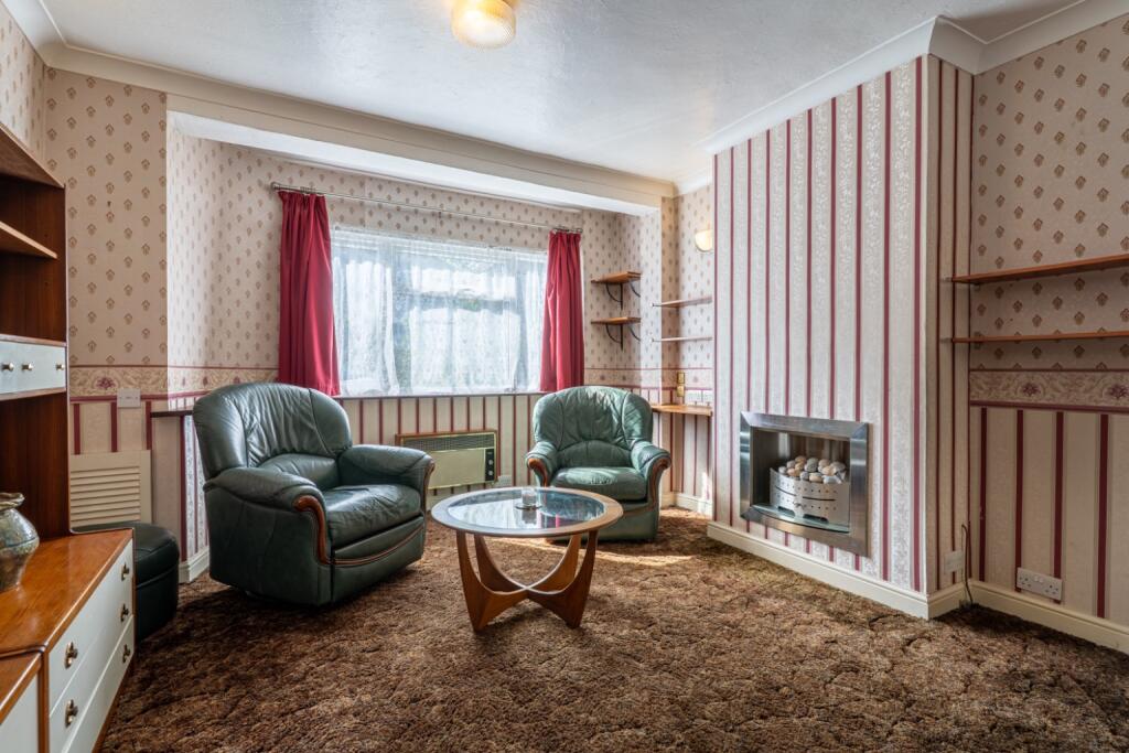 Denton Court Road, Gravesend, Kent, DA12 2HS - Image 3