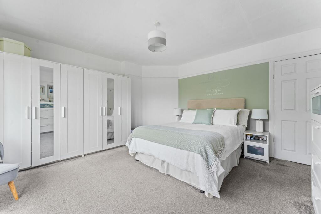 Parkdale Crescent, Worcester Park, KT4 - Image 13