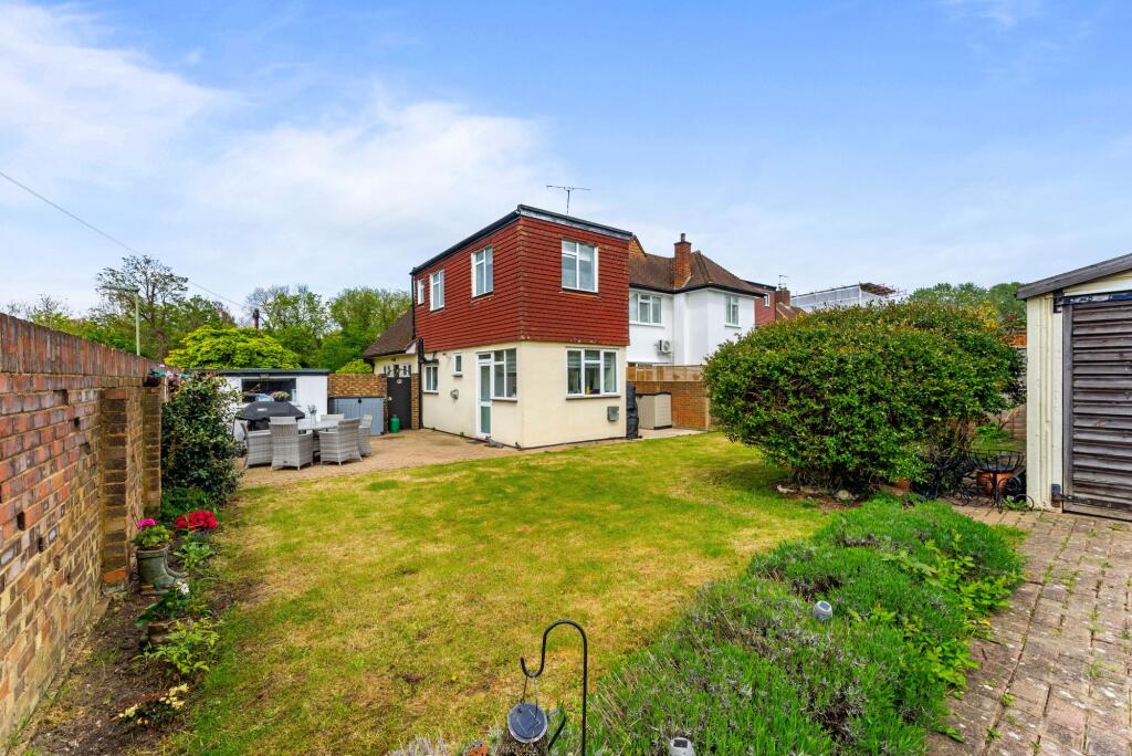 Parkdale Crescent, Worcester Park, KT4 - Image 19
