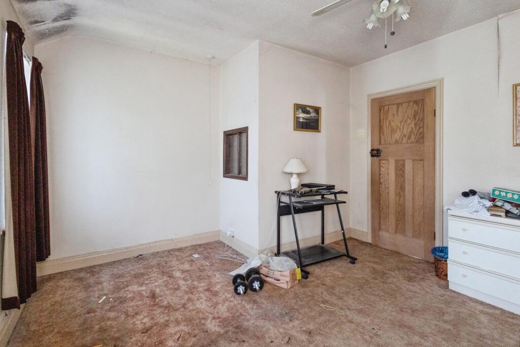 Tweedle Hill Road, Manchester, Greater Manchester, M9 - Image 11