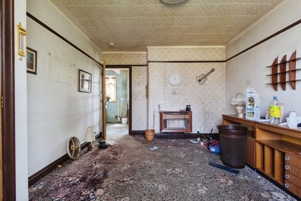 Tweedle Hill Road, Manchester, Greater Manchester, M9 - Image 12