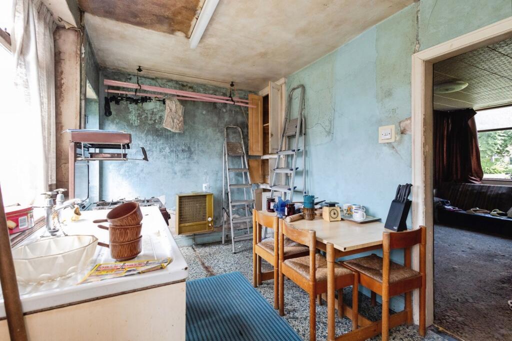 Tweedle Hill Road, Manchester, Greater Manchester, M9 - Image 6