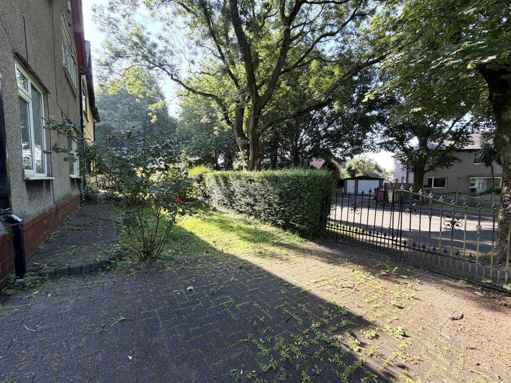 Southfield Drive, Westhoughton, Bolton - Image 2