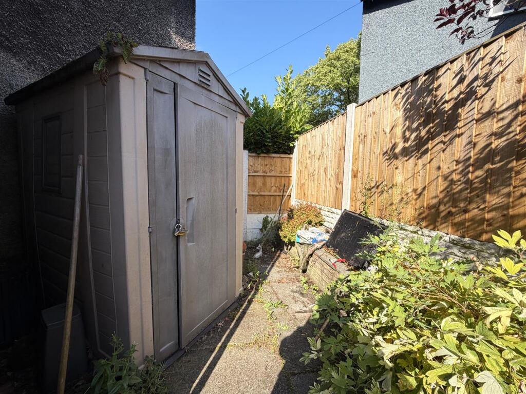 Southfield Drive, Westhoughton, Bolton - Image 22