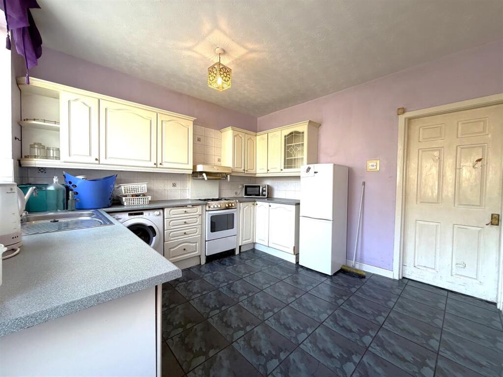 Southfield Drive, Westhoughton, Bolton - Image 5
