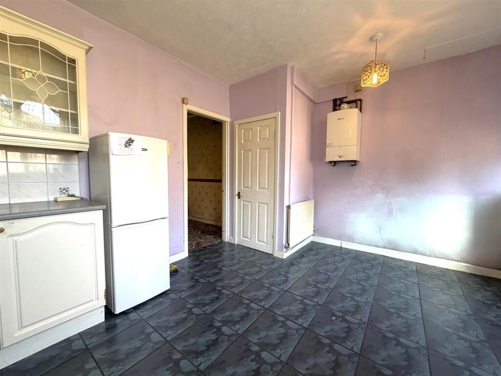 Southfield Drive, Westhoughton, Bolton - Image 9