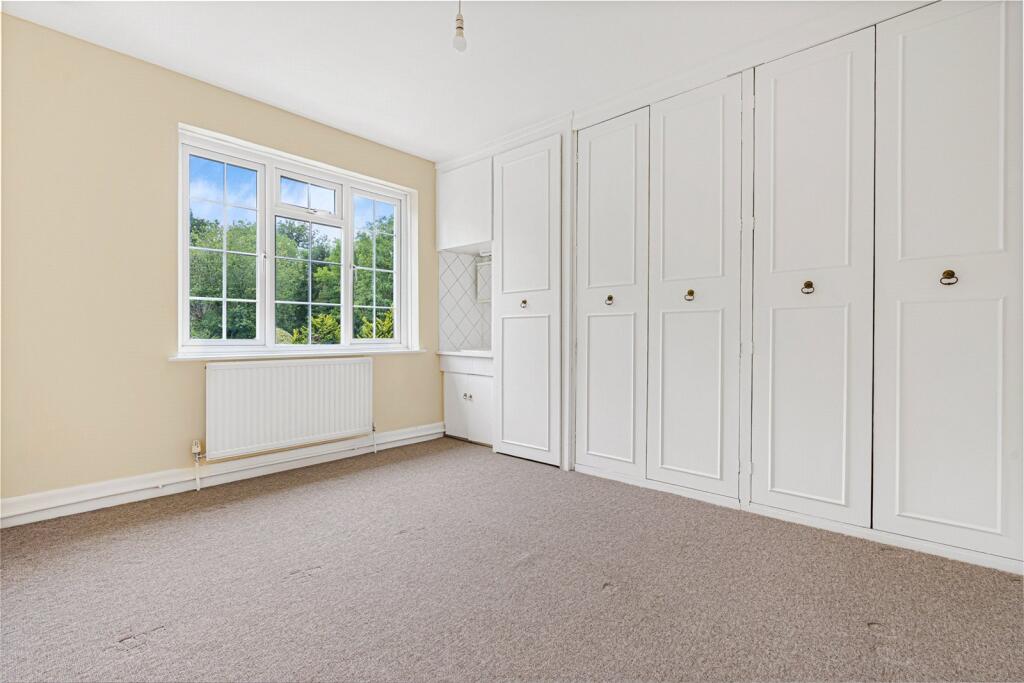 Gade Avenue, Watford, Hertfordshire, WD18 - Image 7
