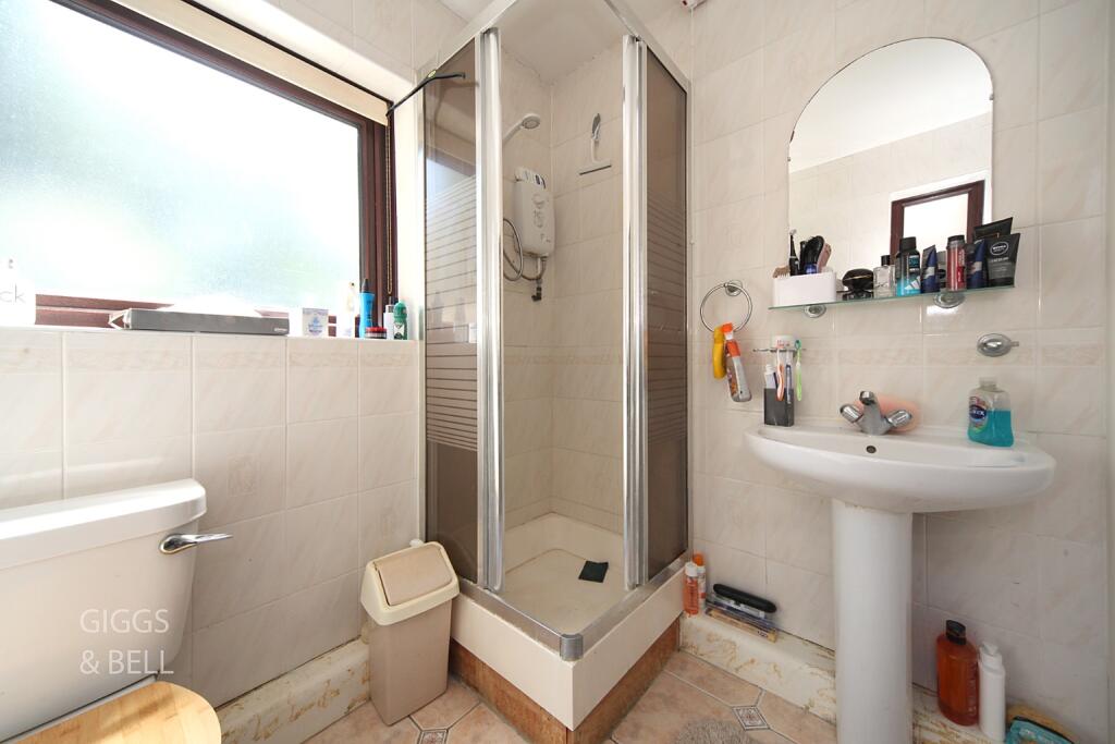 Cannon Lane, Luton, Bedfordshire, LU2 8BJ - Image 6