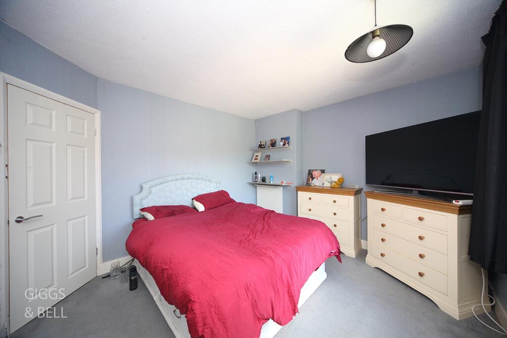 Cannon Lane, Luton, Bedfordshire, LU2 8BJ - Image 7