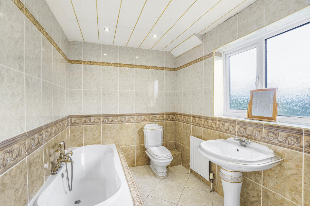 Cathcart Close, Whitley, DN14 0 - Image 4