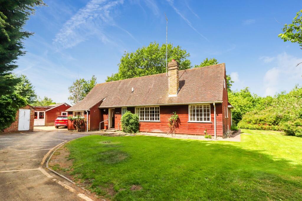 Newbarn Lane, Seer Green, Beaconsfield, Buckinghamshire, HP9 - Image 1