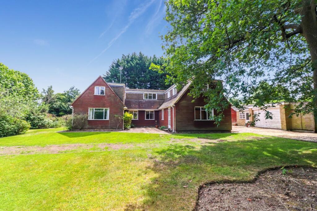 Newbarn Lane, Seer Green, Beaconsfield, Buckinghamshire, HP9 - Image 11