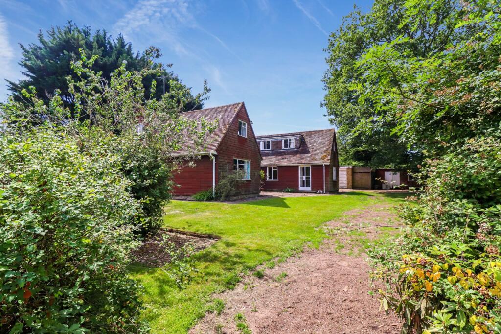 Newbarn Lane, Seer Green, Beaconsfield, Buckinghamshire, HP9 - Image 5