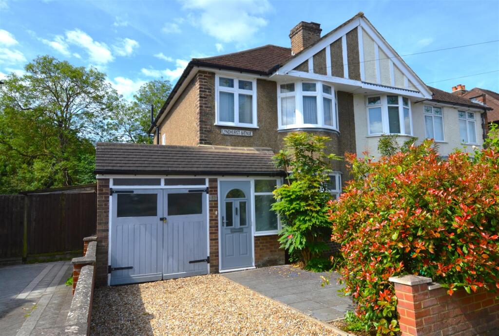 View property at Lyndhurst Avenue, Whitton