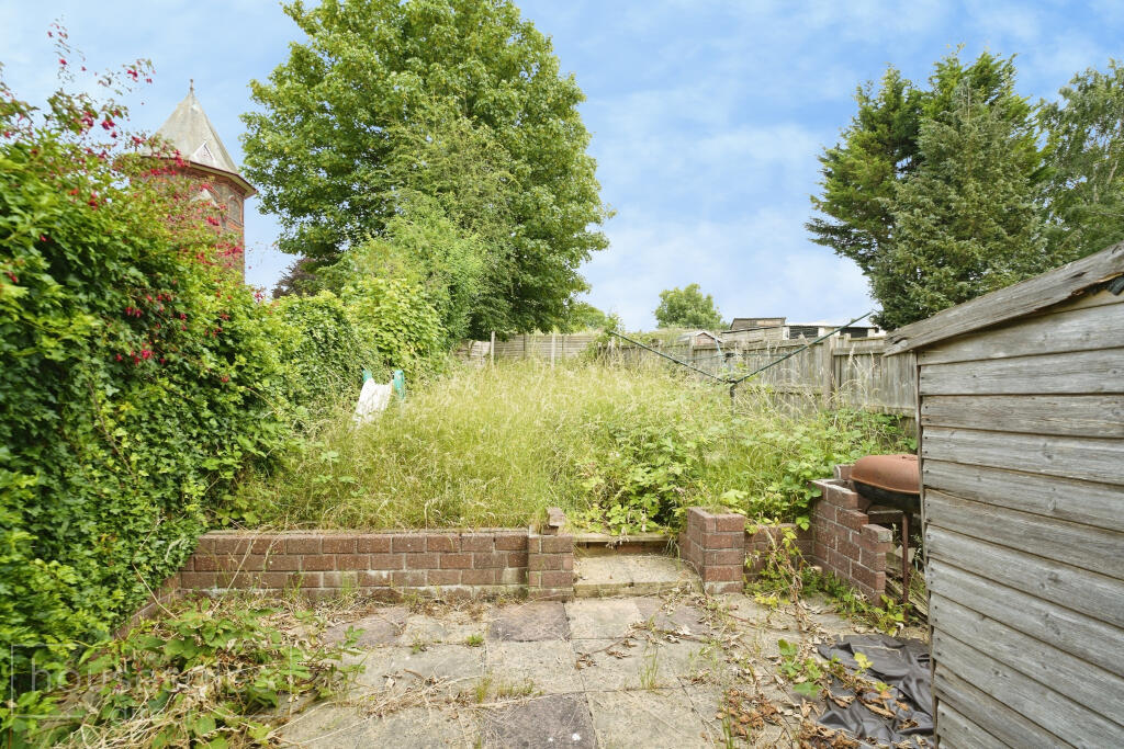 Pomfret Avenue, Luton, LU2 - Image 17