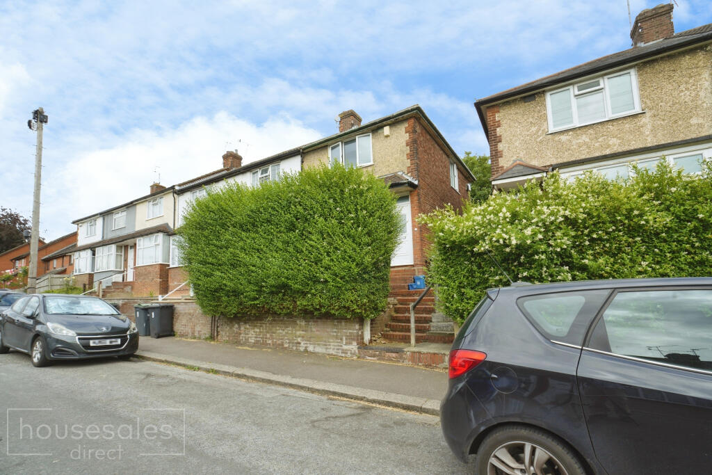 Pomfret Avenue, Luton, LU2 - Image 2