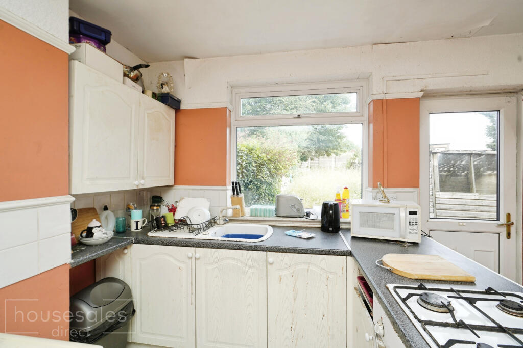 Pomfret Avenue, Luton, LU2 - Image 7