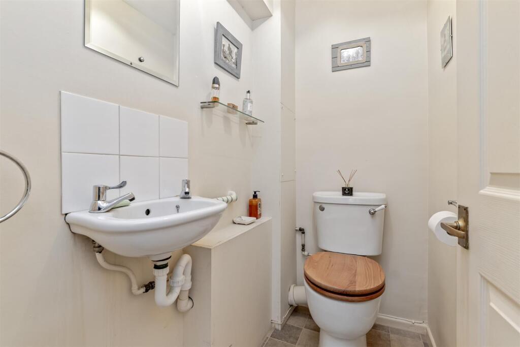 Brewhouse Hill, Wheathampstead, St. Albans - Image 7