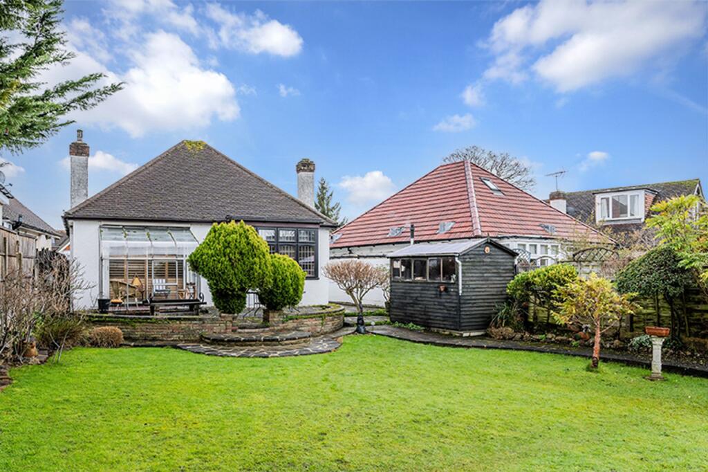 The Warren, Worcester Park, KT4 - Image 7