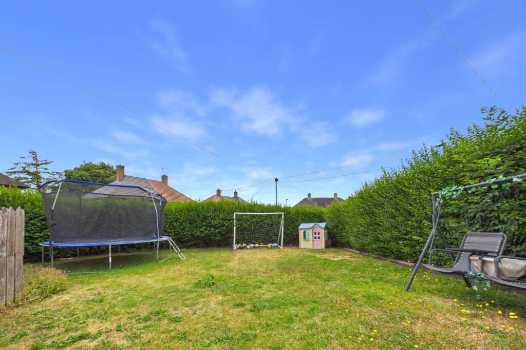 Holbrook Drive, Sheffield, South Yorkshire, S13 - Image 17