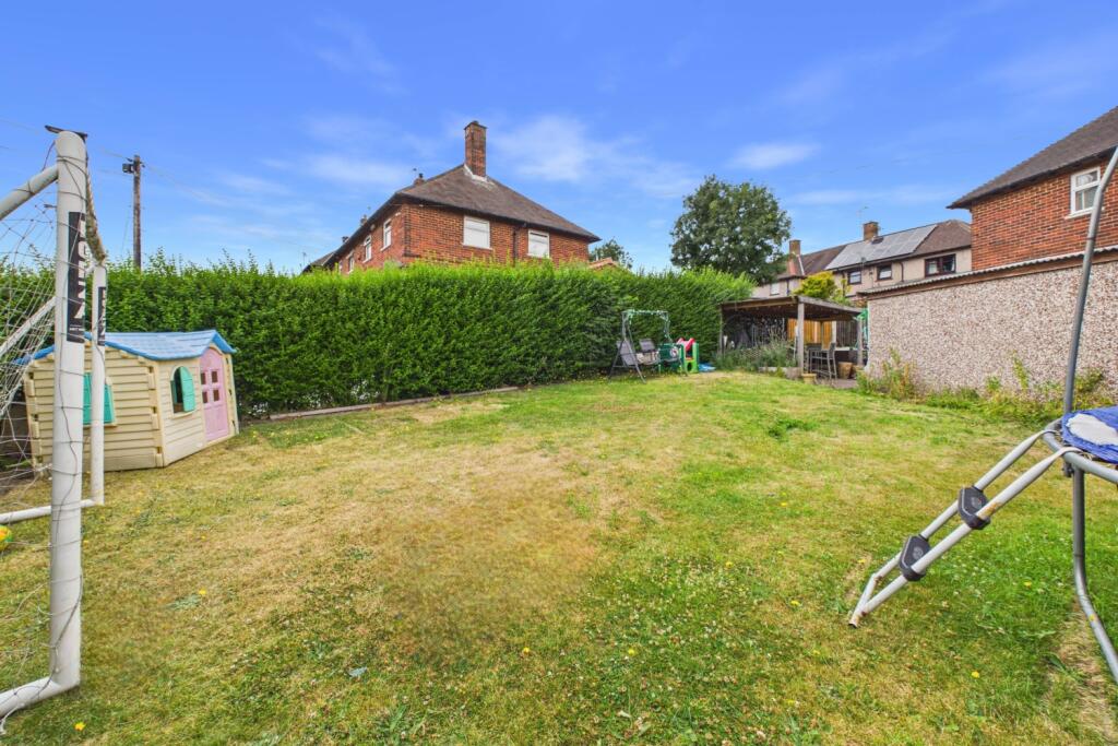 Holbrook Drive, Sheffield, South Yorkshire, S13 - Image 18