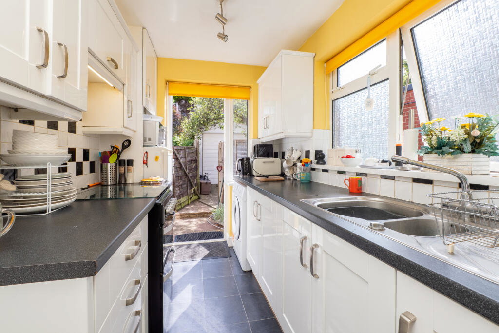 Morden Way, Sutton, SM3 - Image 2