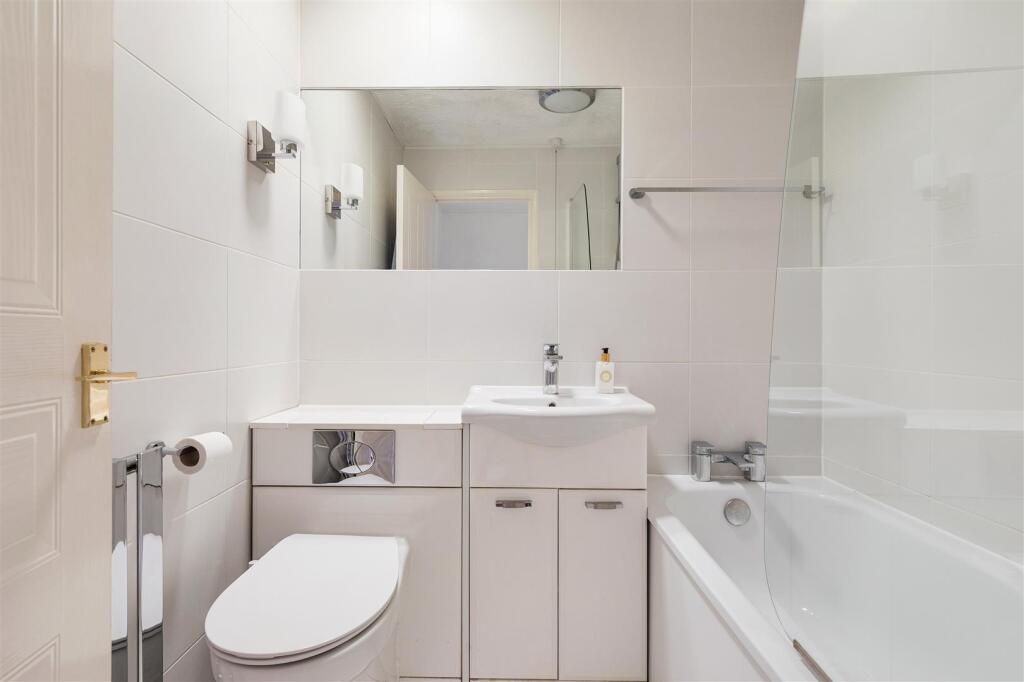Grove End, South Woodford - Image 19