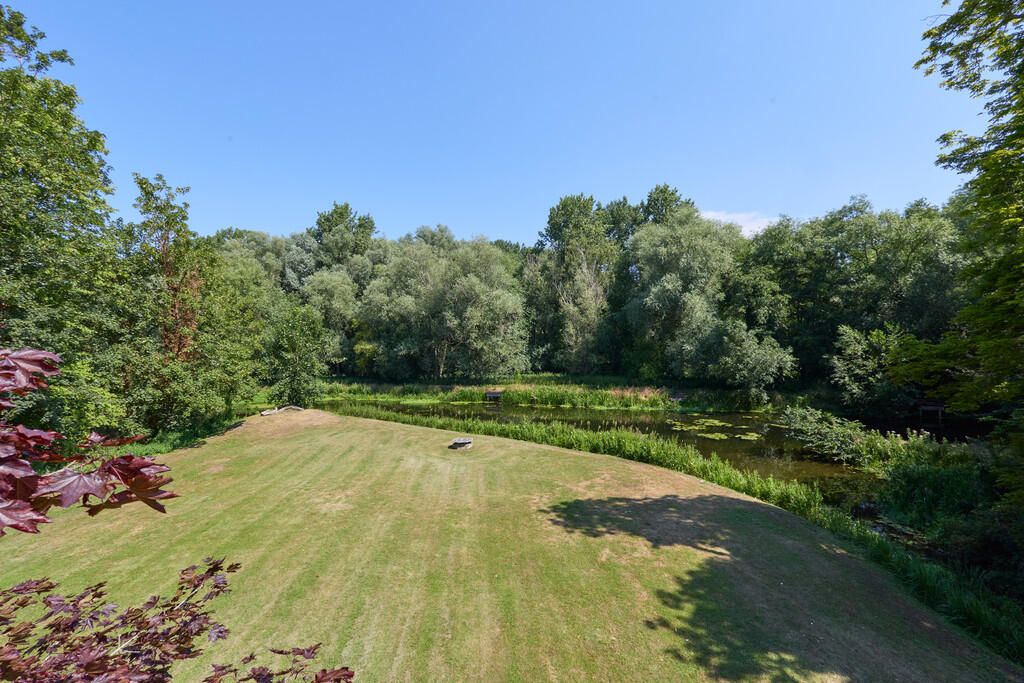 The Street, Barton Mills, Suffolk - Image 4