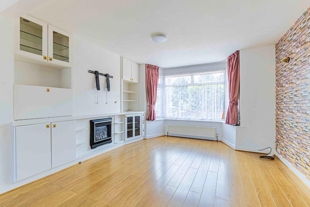 Manor Way, Borehamwood, Hertfordshire, WD6 - Image 2