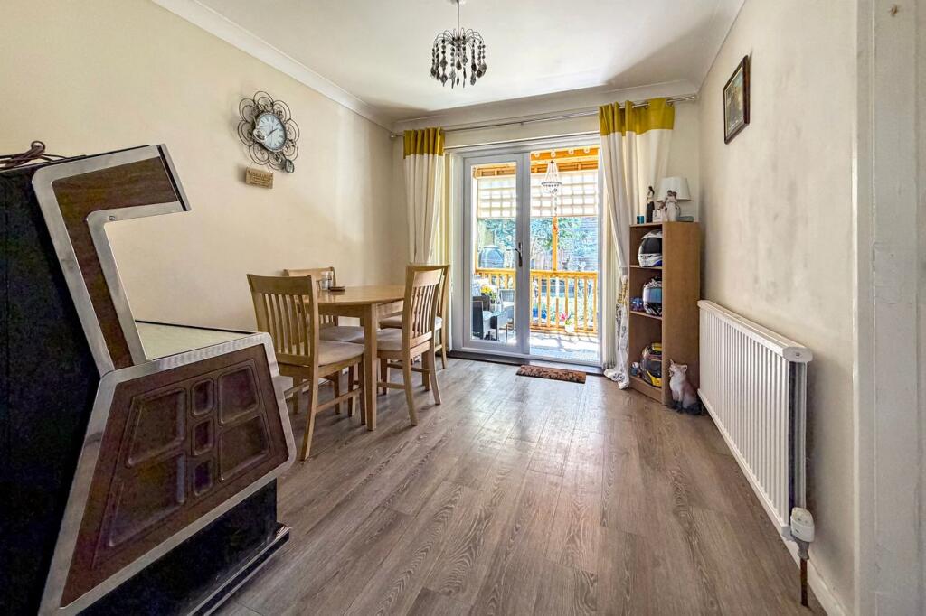 Lyndhurst Avenue, Rainham, Gillingham, ME8 - Image 7