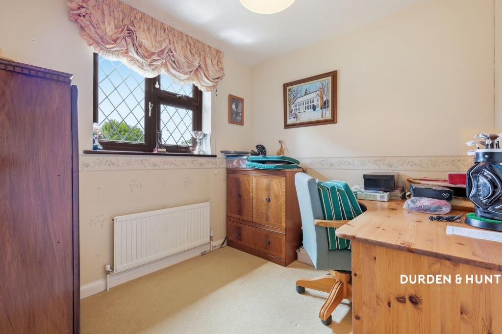 Fordyce Close, Emerson Park, RM11 - Image 11