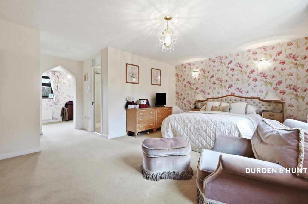 Fordyce Close, Emerson Park, RM11 - Image 15