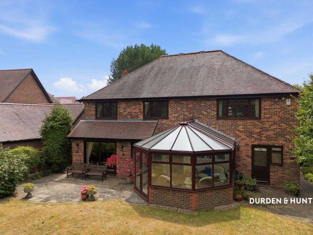 Fordyce Close, Emerson Park, RM11 - Image 29