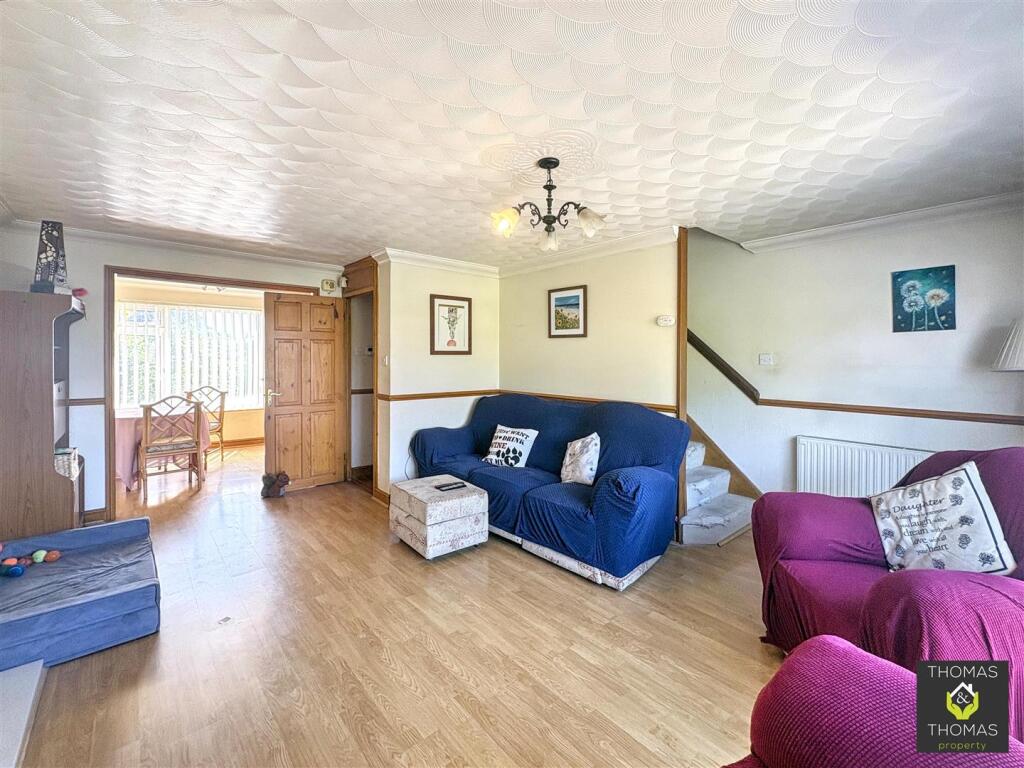 Fairmile Gardens, Longford - Image 7