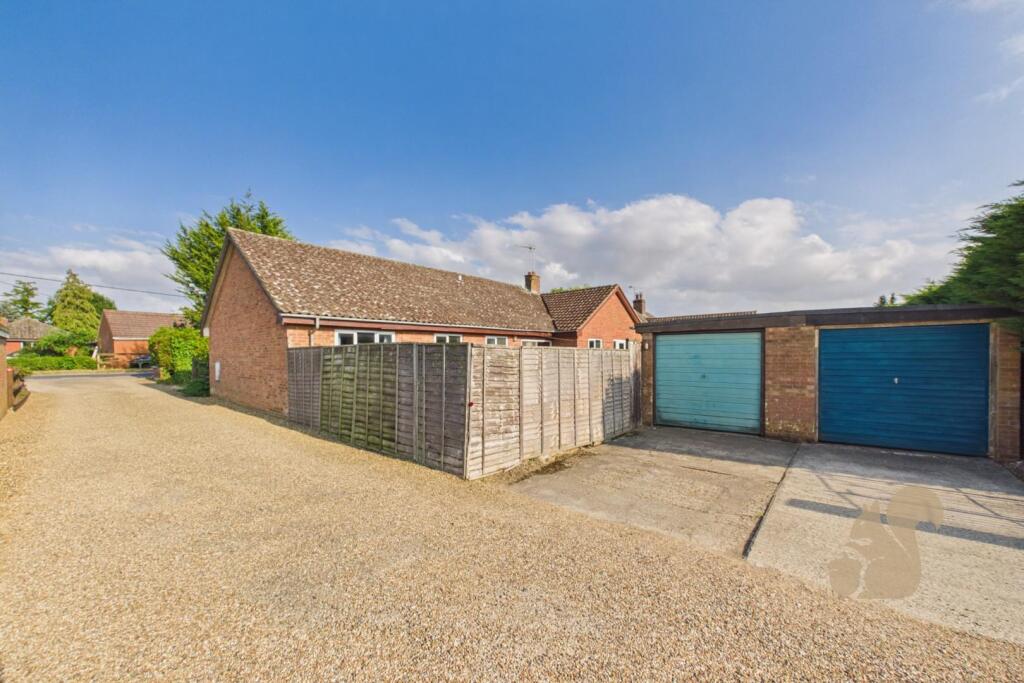 Station Road, Bacton, Stowmarket - Image 2