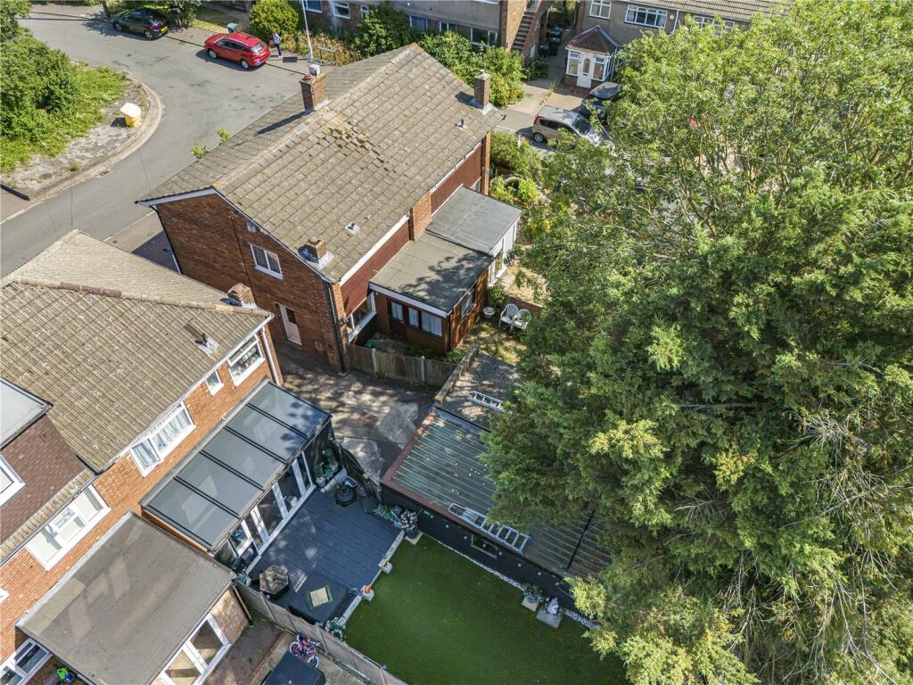 Lonsdale Crescent, Dartford, Kent, DA2 - Image 23