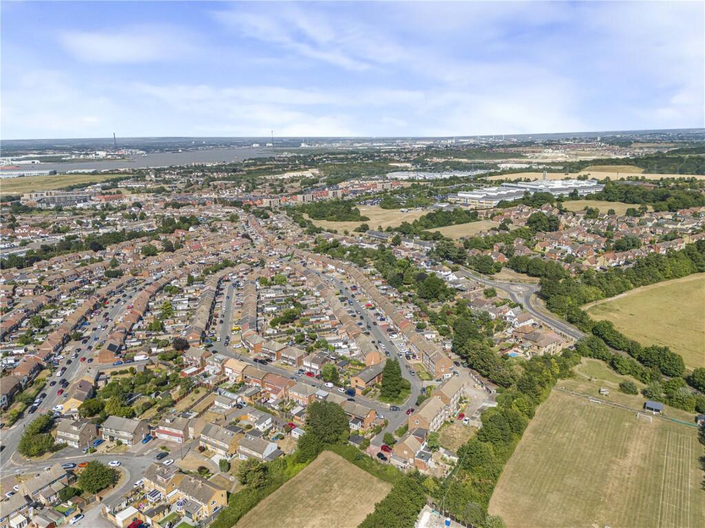 Lonsdale Crescent, Dartford, Kent, DA2 - Image 24
