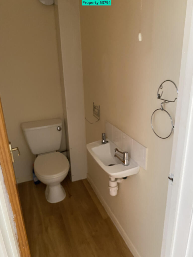 4 King William Road, Gillingham, ME7 - Image 4