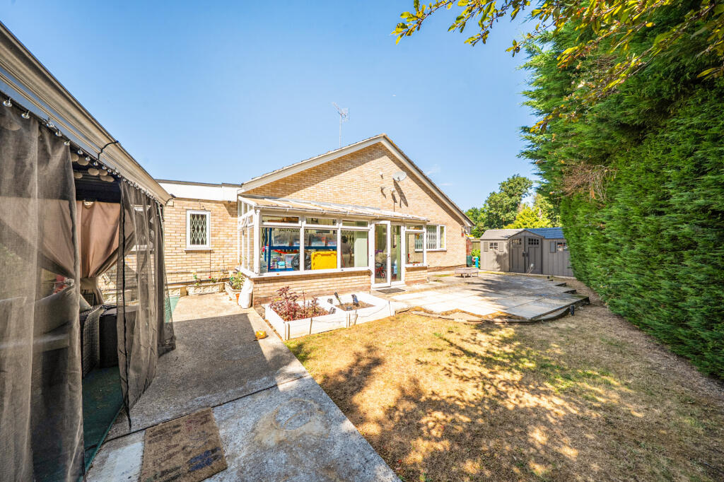 Elgin Drive, Northwood, HA6 - Image 5
